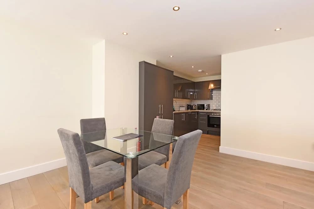 The Glasshouse Apartments - photo 14