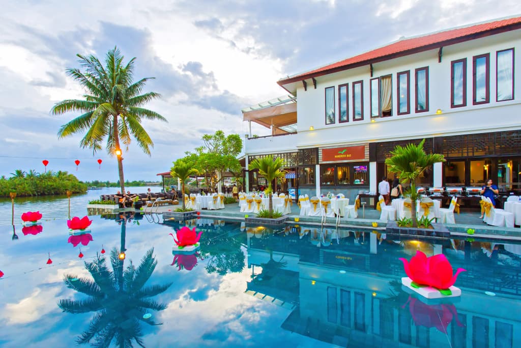 Hoi An Beach Resort - photo 16