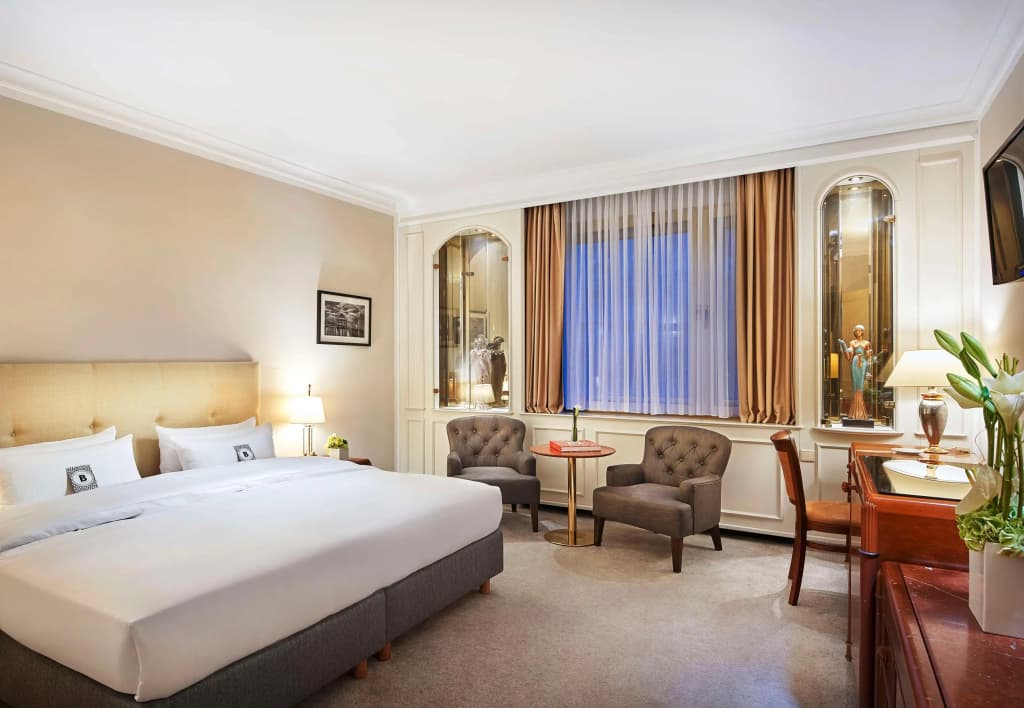 Hotel Bristol Berlin - photo 4