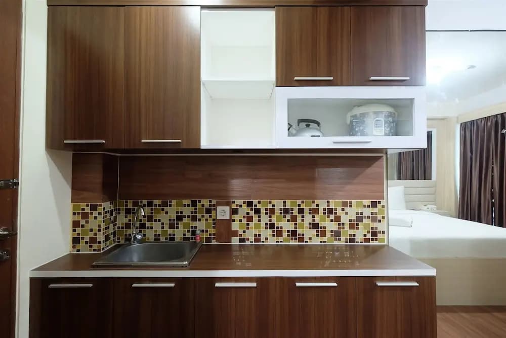 Strategic and Simple Studio Tifolia Apartment near Kelapa Gading - photo 14