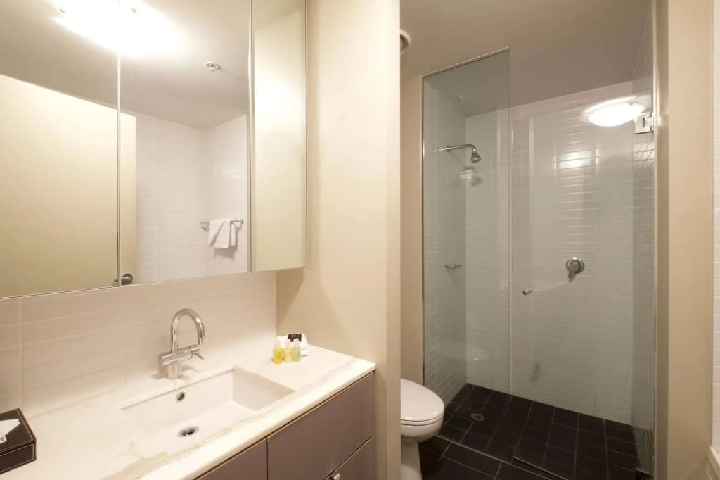 Docklands Prestige Apartments - photo 7