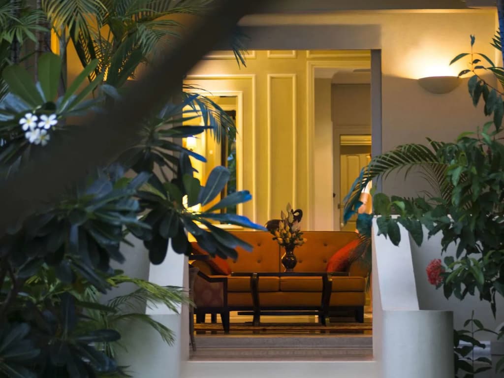 Raffles Grand Hotel d'Angkor - photo 2