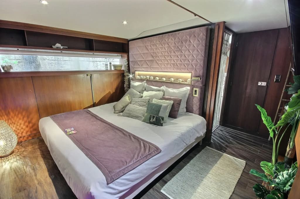 VIP Paris Yacht Hotel - photo 21