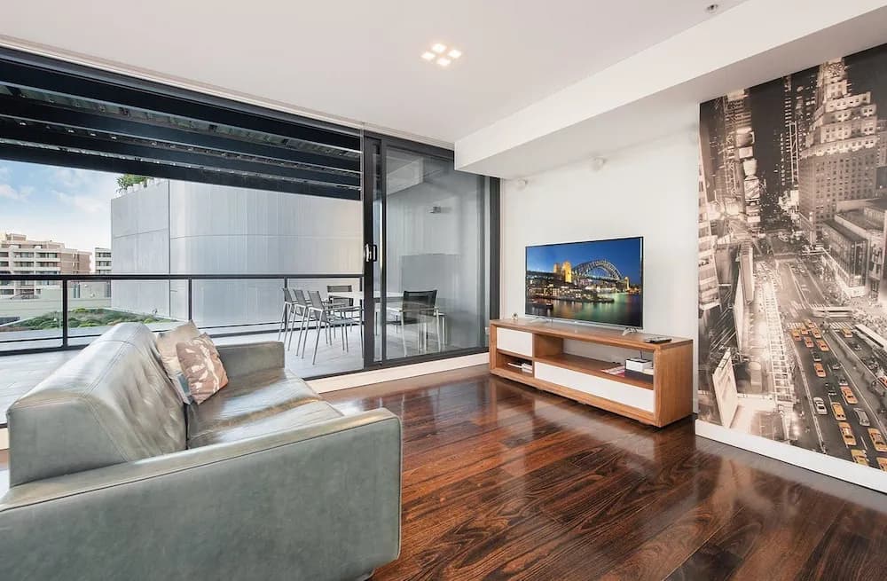 SH147 Sleek Split Level 2BR Surry Hills - photo 6