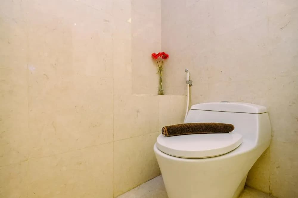 Homey Penthouse 3Br With Extra Room Kemang Village Apartment - photo 8