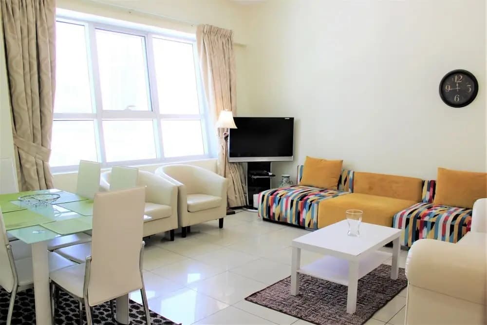One Bedroom Apt. in JLT near Metro Station -AWD - photo 2