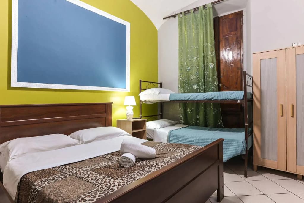Napoleon Guesthouse - photo 9