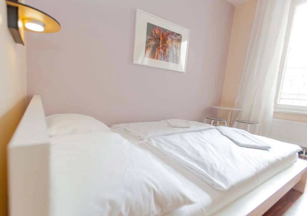 wombat's CITY HOSTELS VIENNA - The Lounge - photo 26