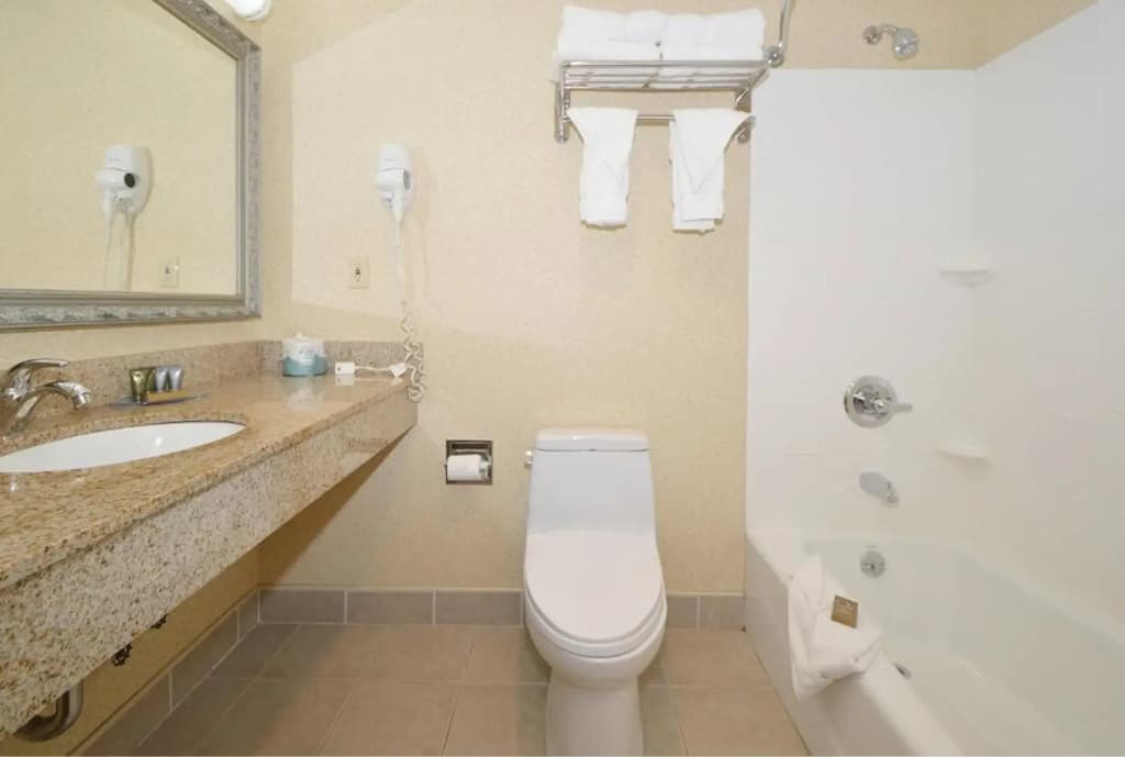 Corona Hotel - photo 9
