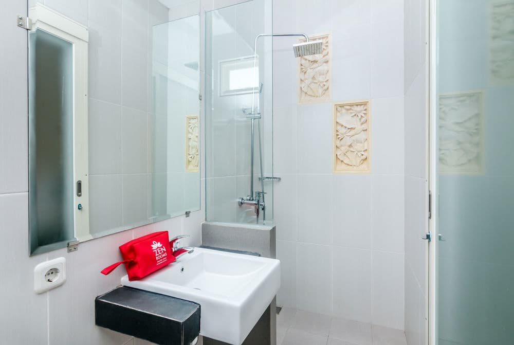 ZenRooms Kuta Kartika Plaza Samudra - photo 8