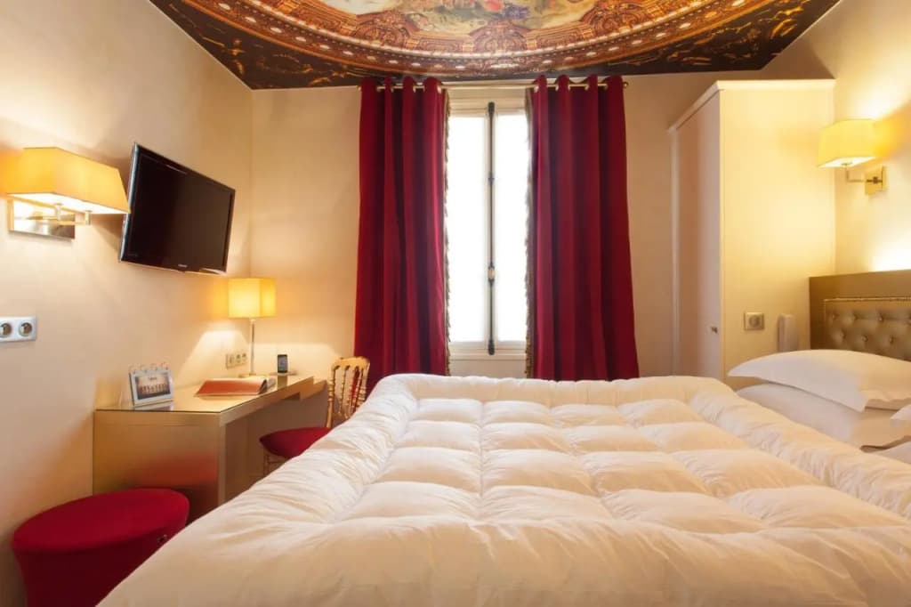 Le Petit Madeleine Hôtel - photo 23