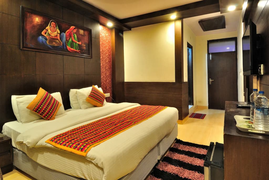 Check In Room Main Bazar - photo 3