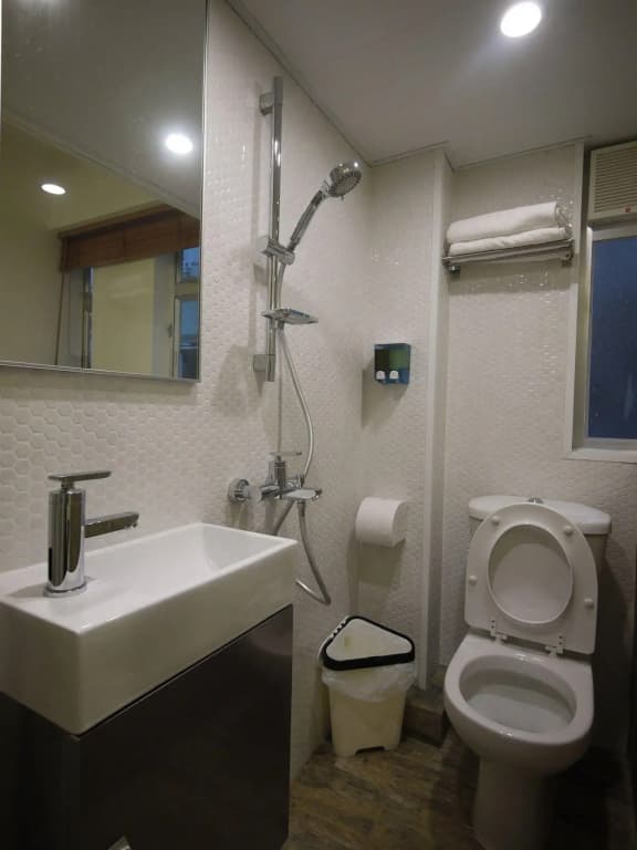Panda's Hostel - Star Ferry - photo 10