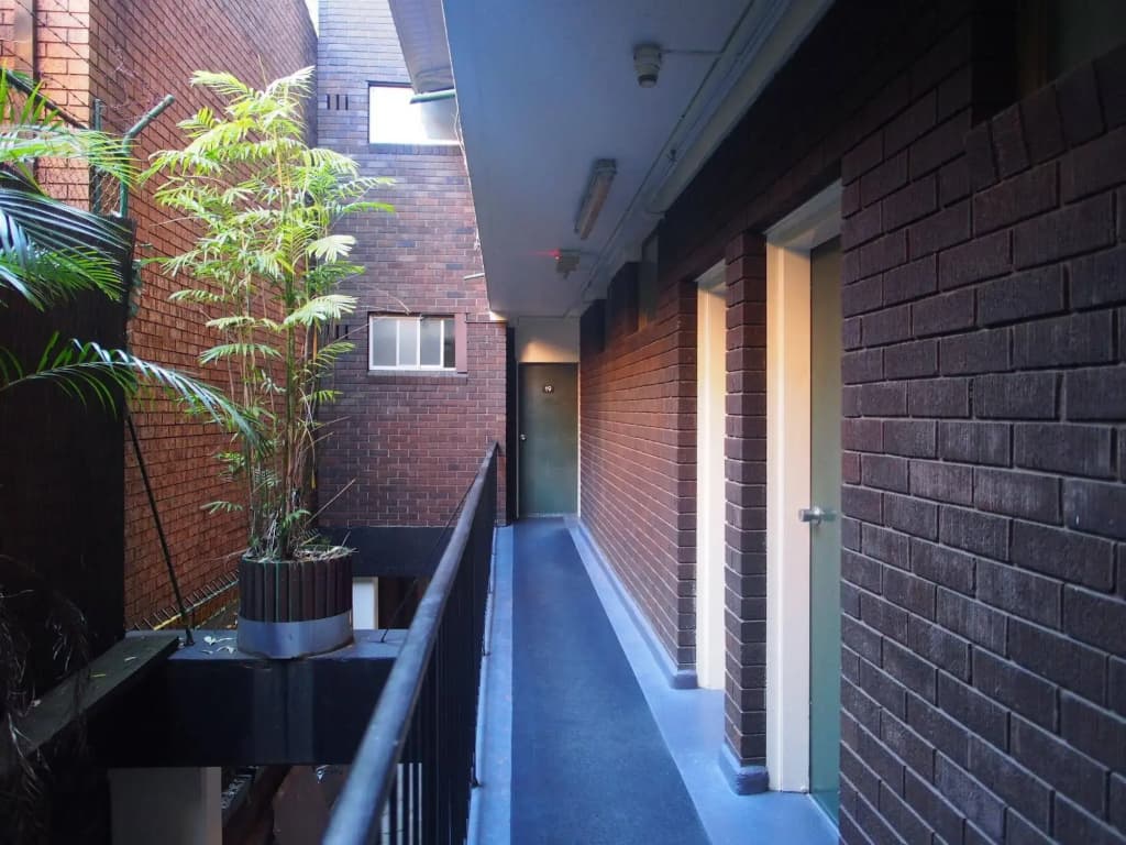City Crown Motel - photo 11
