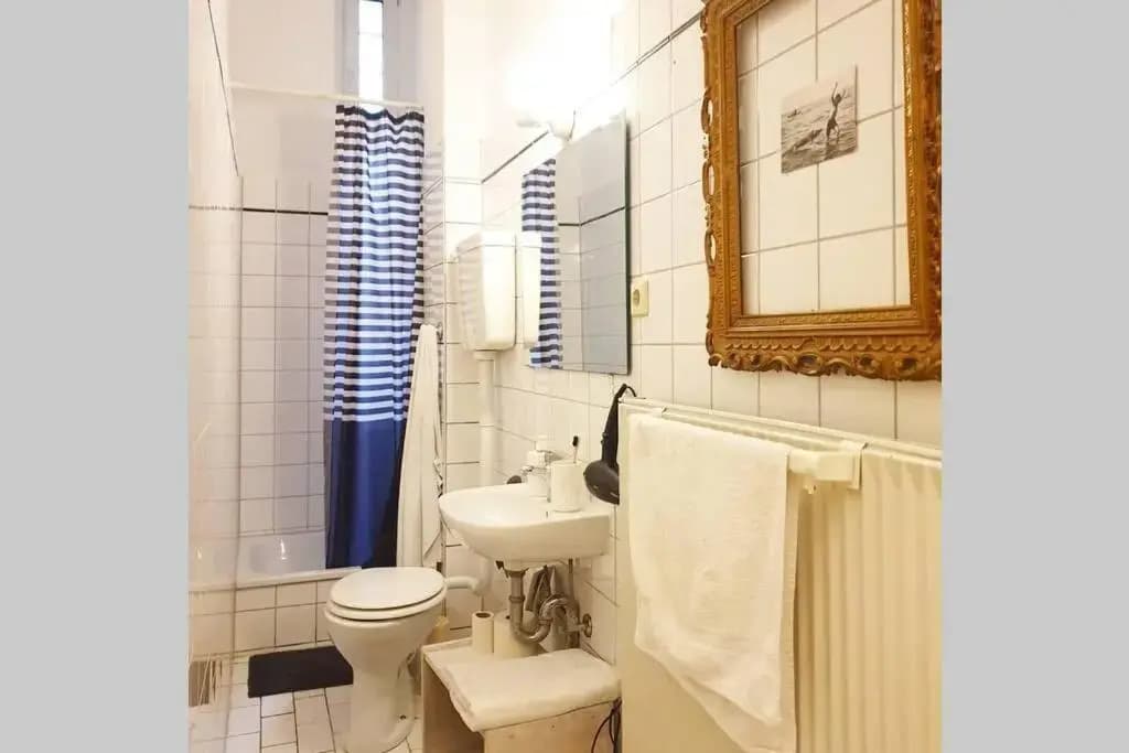 2 Room apartment in center Friedrichshain - photo 5