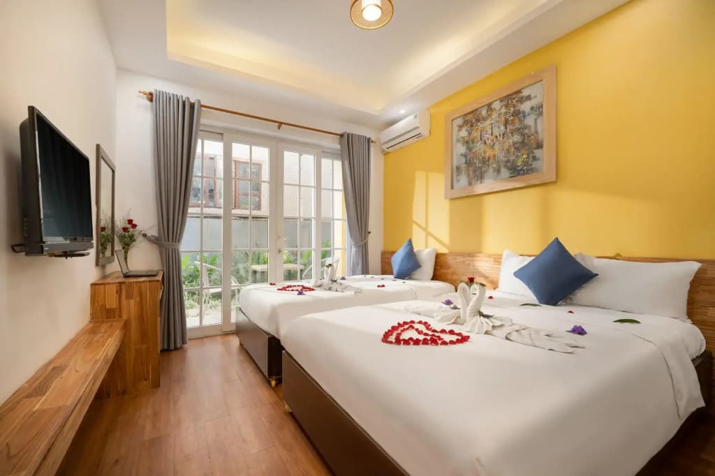 Triple Riverside Villa Hoian - photo 41