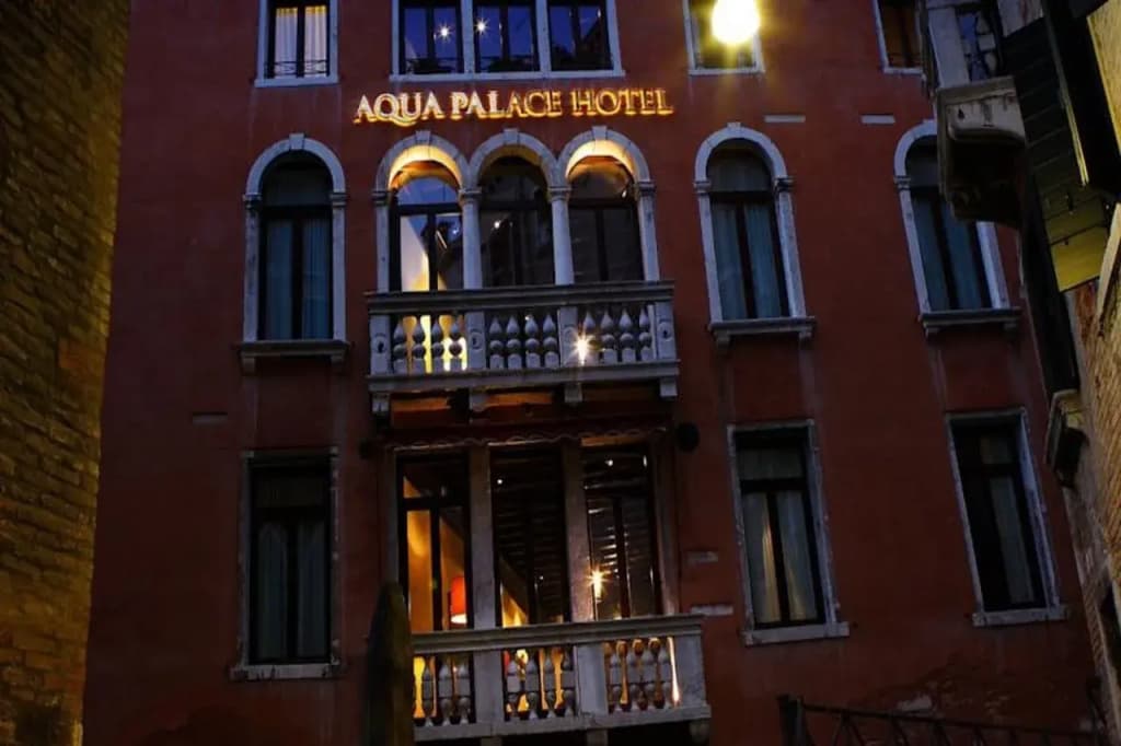 Venice Roulette Hotel - photo 26