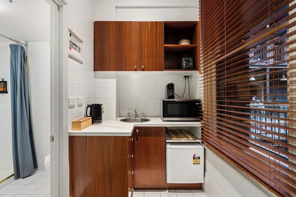 Gordon House Apartments - photo 17