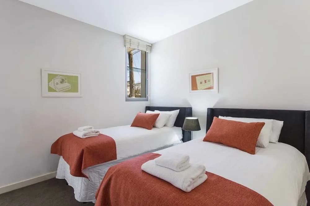 Elwood Townhouse Delight - photo 2