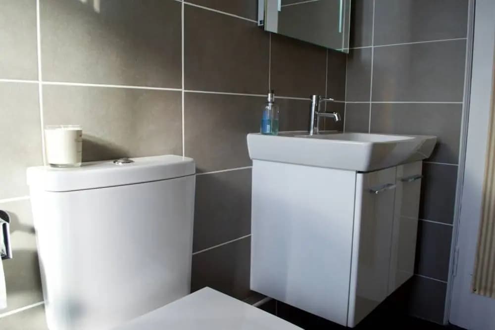 2 Bedroom Flat With Great Views - photo 7