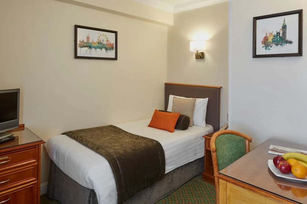 Lancaster Gate Hotel - photo 6