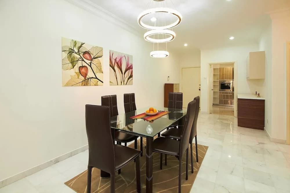 Luxurious 2BR in Klcc - Managed by Guestready - photo 16
