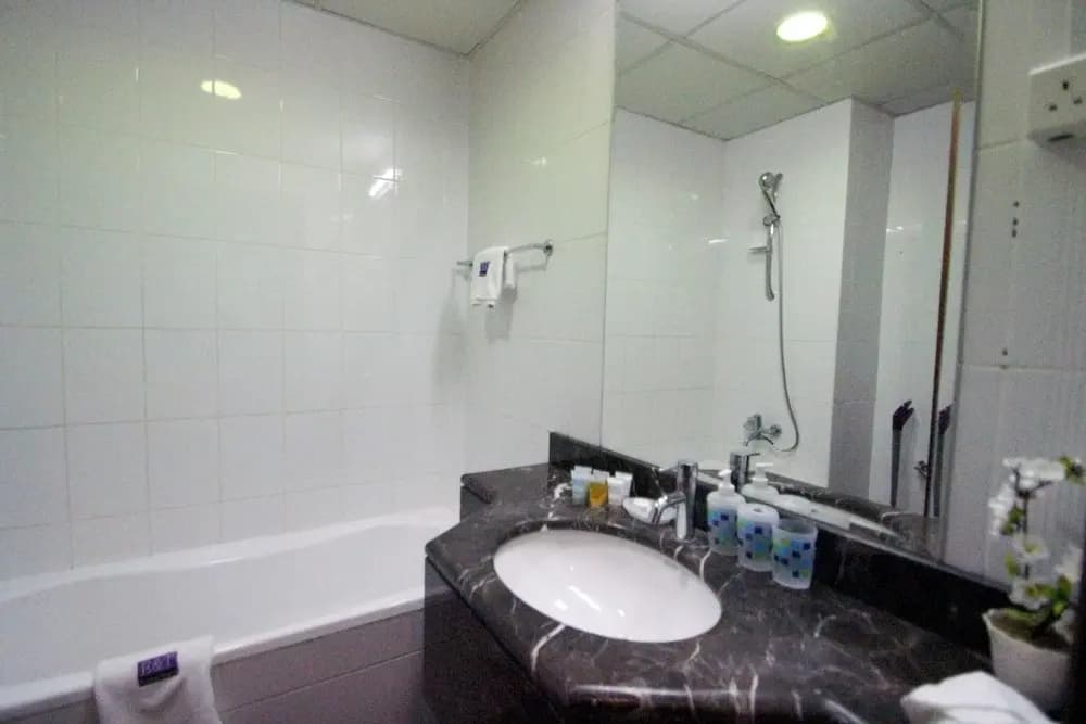 Kennedy Towers - Al Noujoum Tower - photo 6