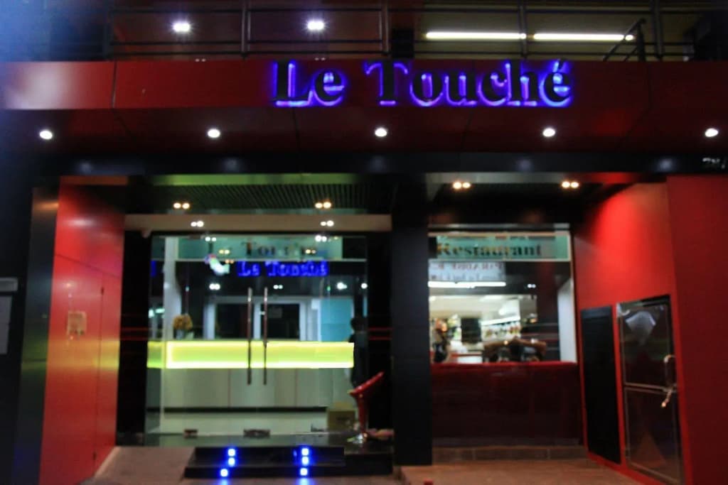 Le Touché Hotel Pratunam - photo 1