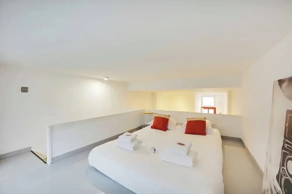 Charming Apartment -1br/4p - Gare District - photo 1