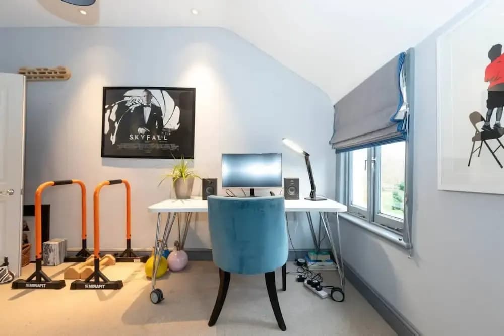 Gorgeous 4 Bedroom Family Home Next to Clapham Common - photo 15