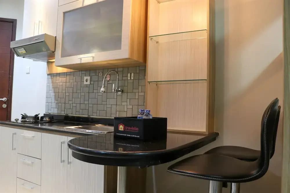 Cozy Studio at Mangga Dua Apartment by Travelio - photo 12