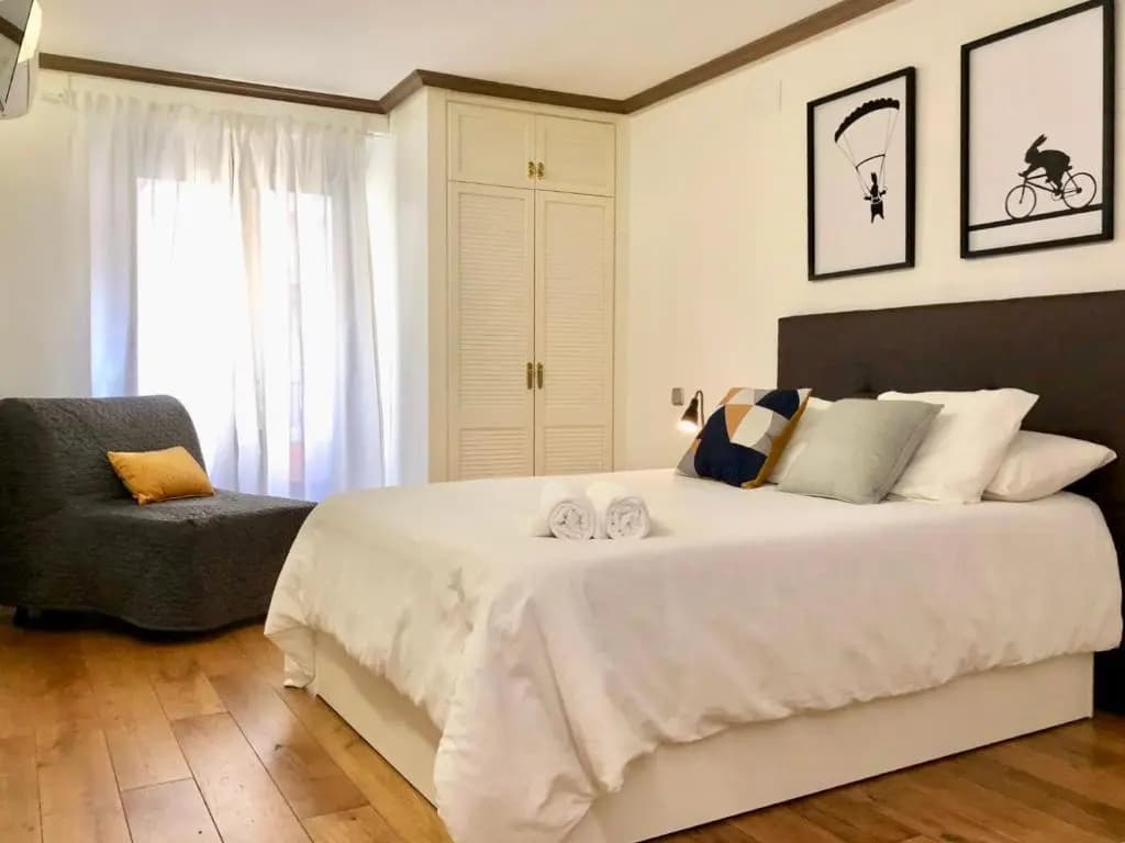 CHUECA Apartamentos - photo 2