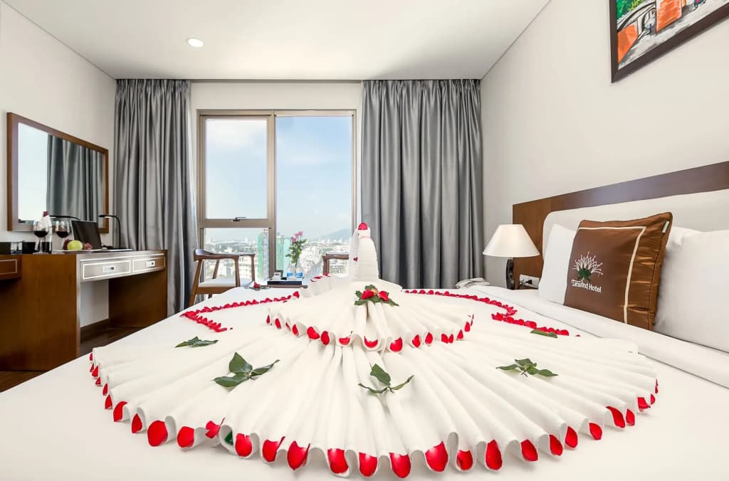Tamarind Hotel Da Nang - photo 37