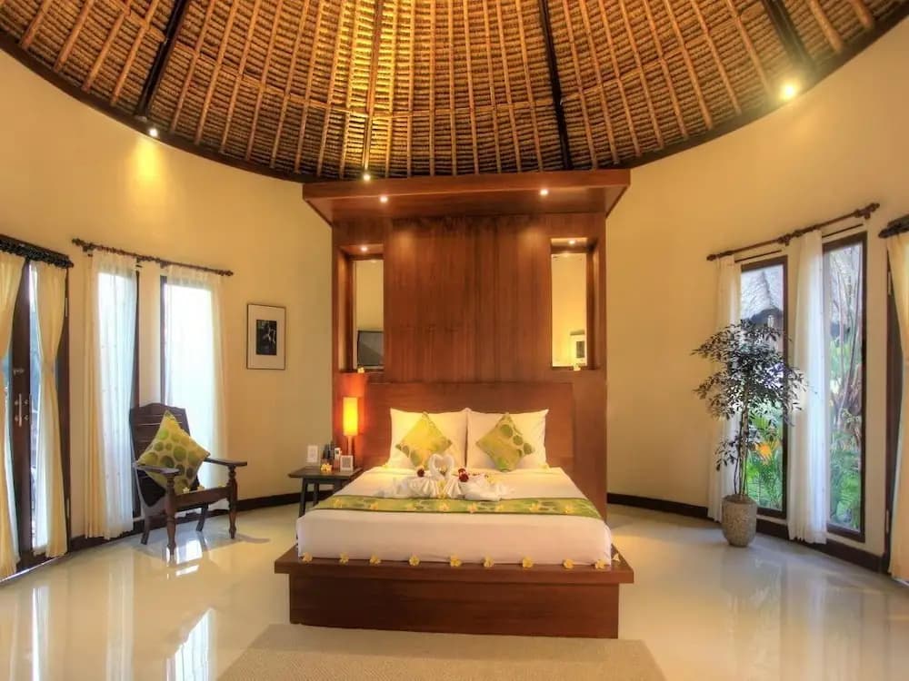 Villa Kunang Kunang - photo 2