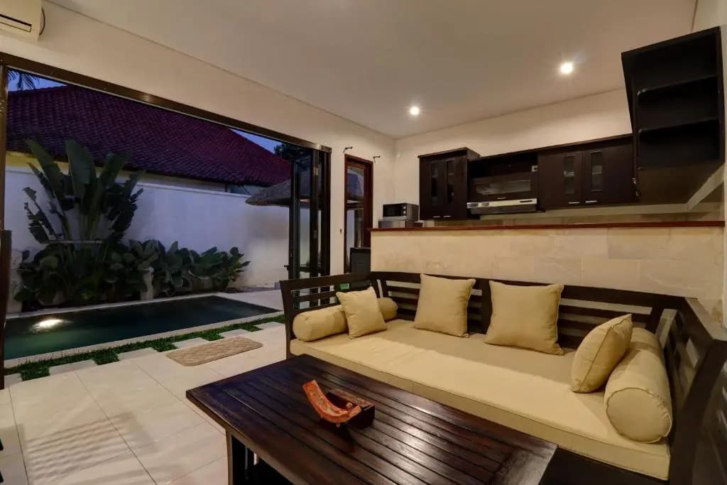 Clover Villa Sanur - photo 1