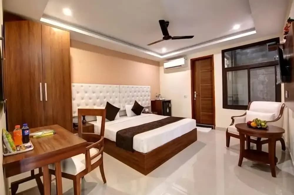 Laxmi Mahal - photo 1