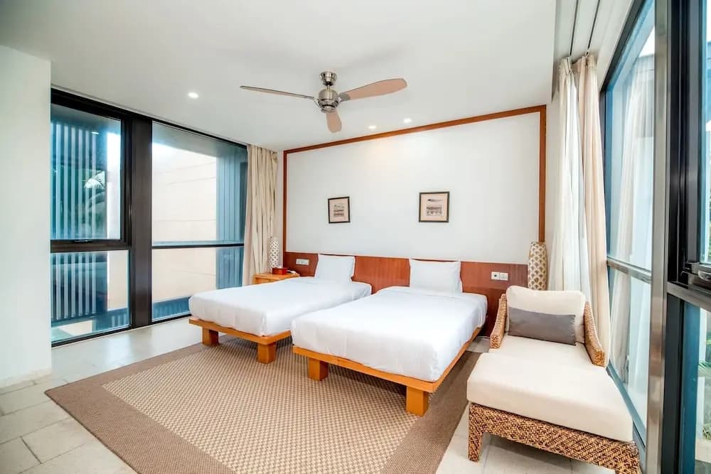 Beachfront Villa Danang Beach - photo 4