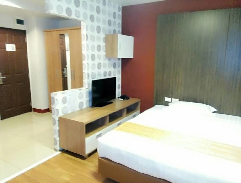 101 Holiday Suite - photo 5