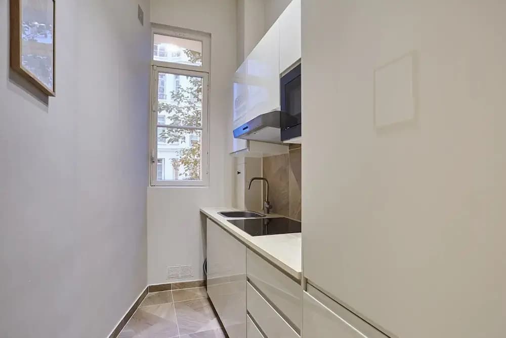 Superb Apartment Arc de Triomphe/ Trocadero - photo 6