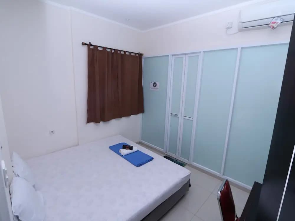Kamar Keluarga Tanah Abang - photo 6