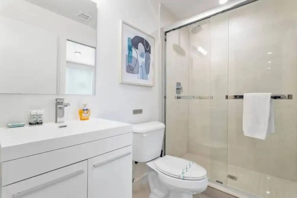 Miami Suite 306 - photo 8
