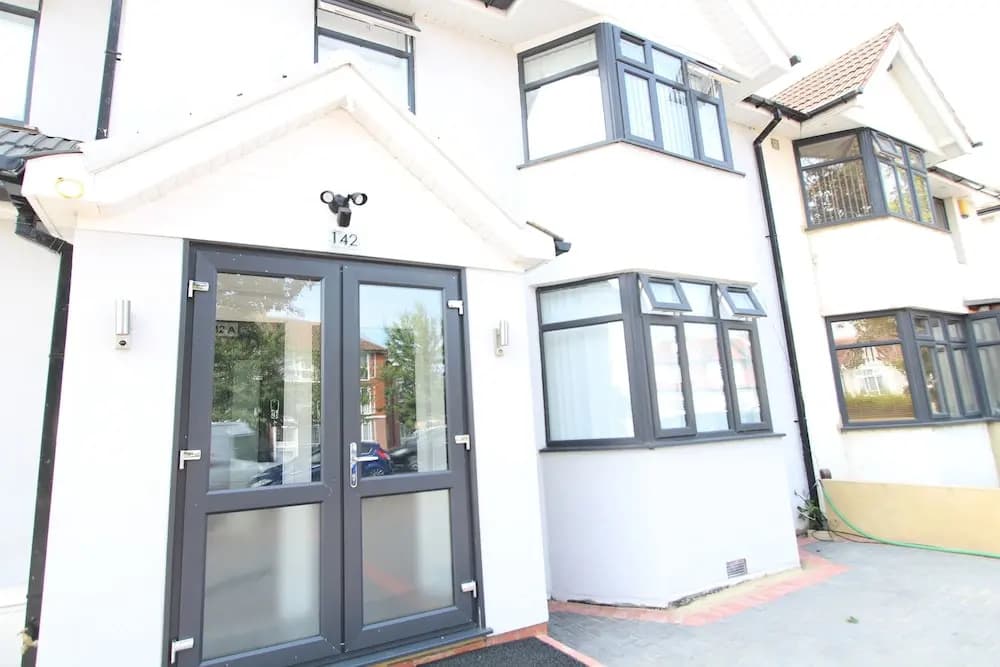 BlueGreen Suites - photo 1