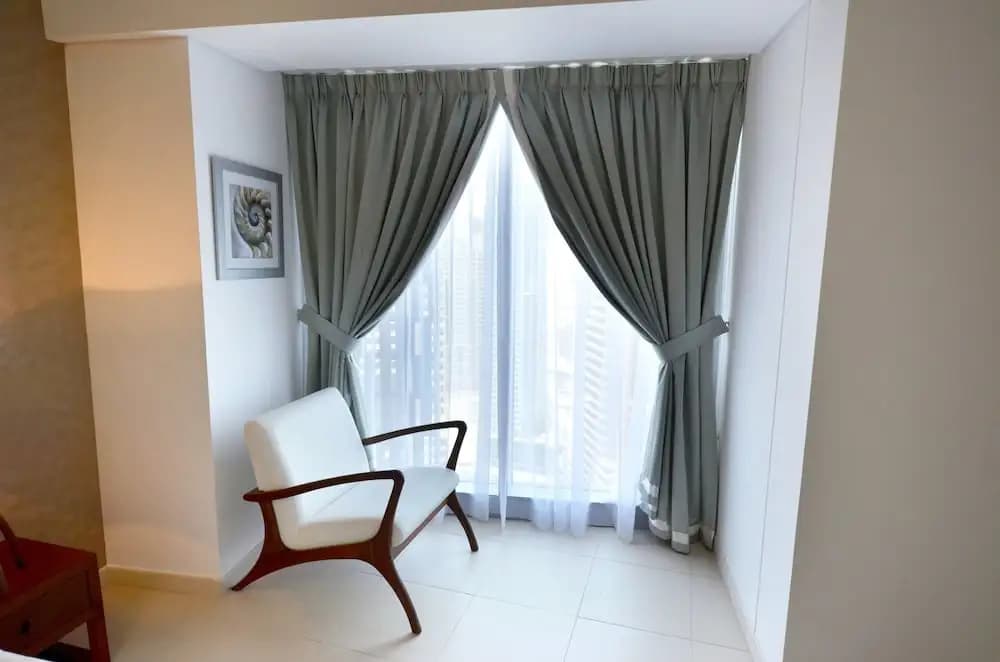 KOH - Cayan Tower - photo 4