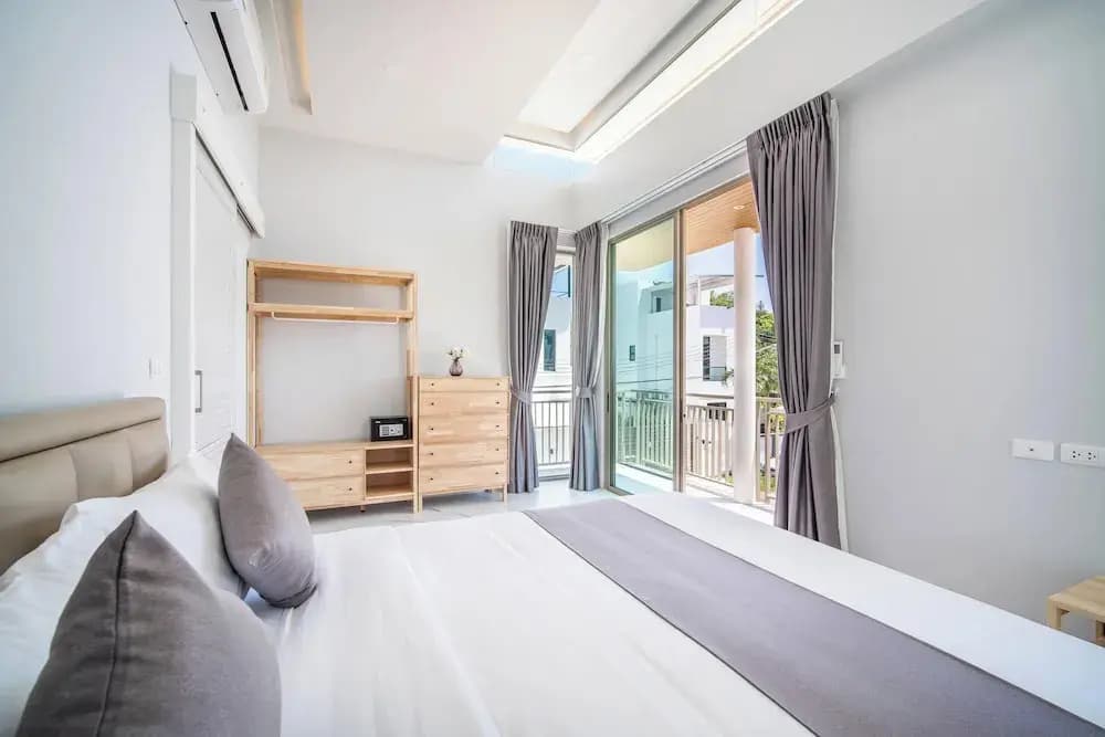 Classic Modern Pool Villas Rawai 3BR - photo 4