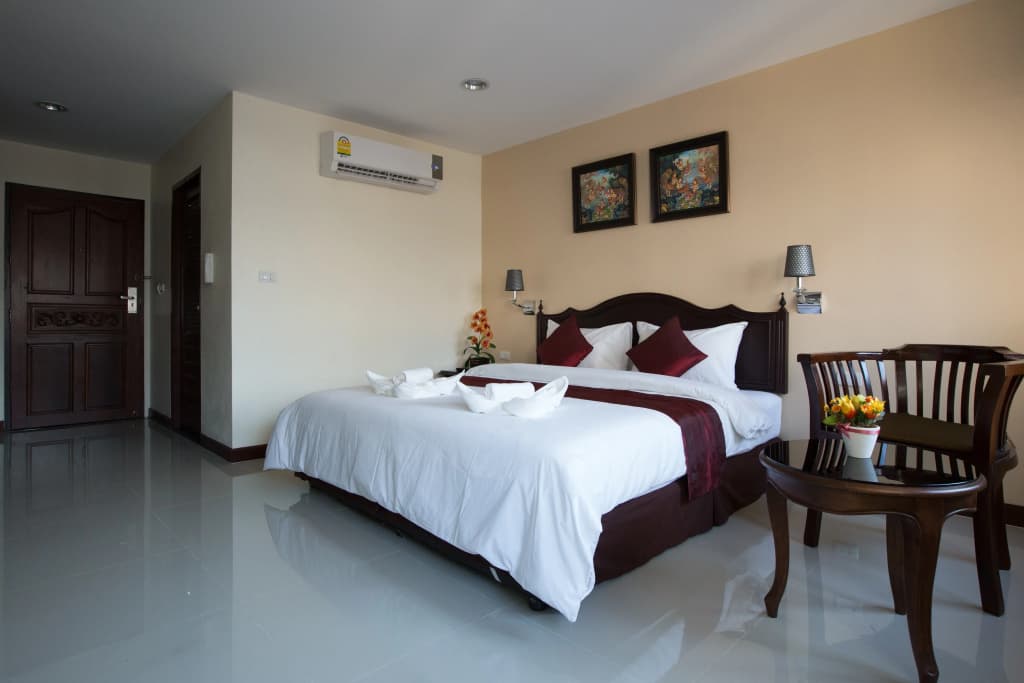 True Siam Rangnam Hotel - photo 4