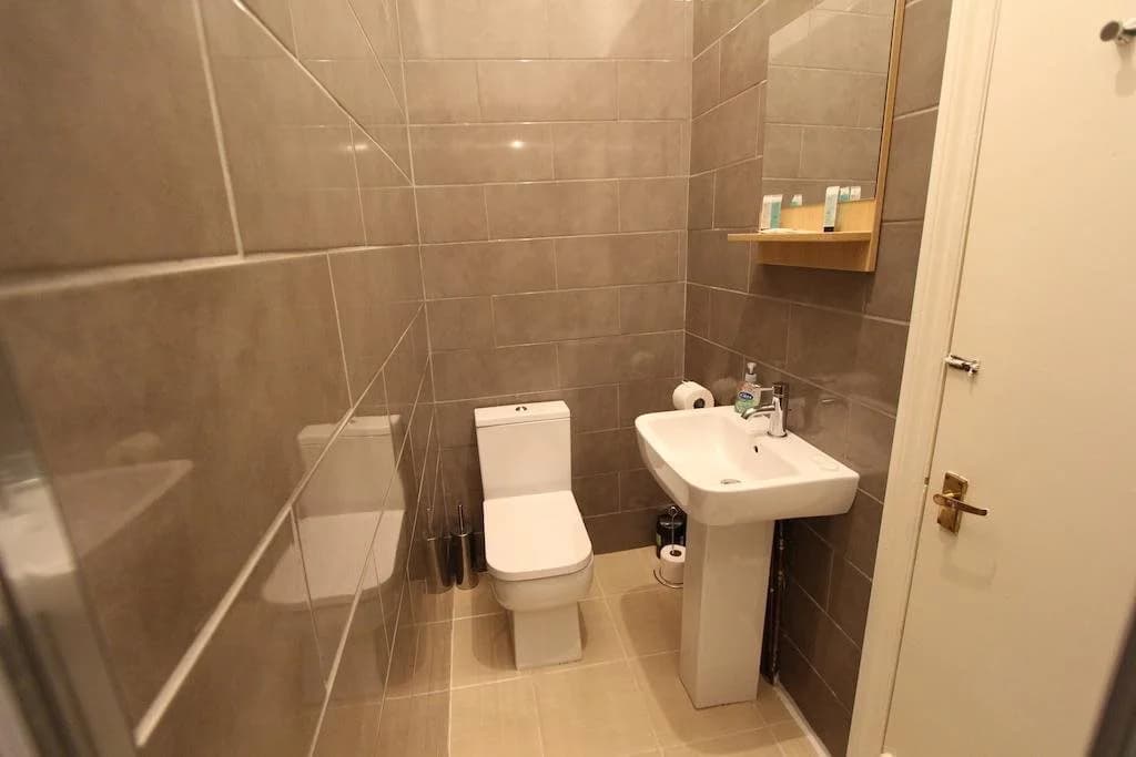 Brackenbury Apartments - photo 7