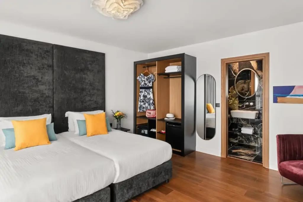 The Athenaeum Luxury Hotel - photo 9