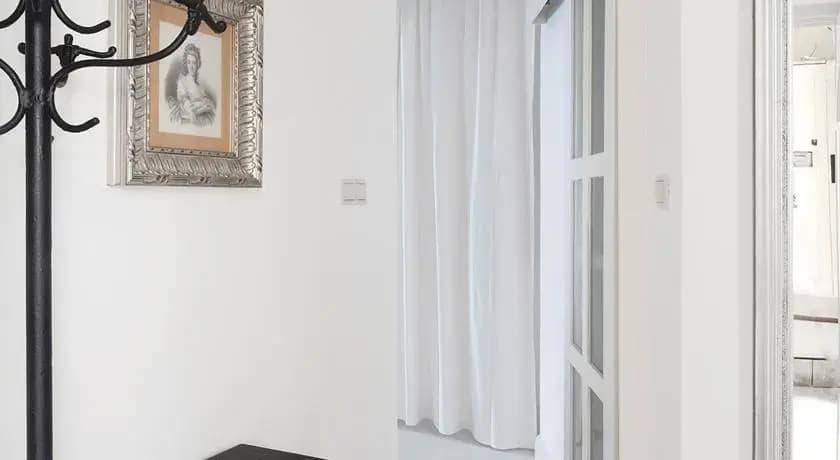Mono Apartments - photo 3