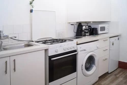 BpR P6 Apartment - photo 13