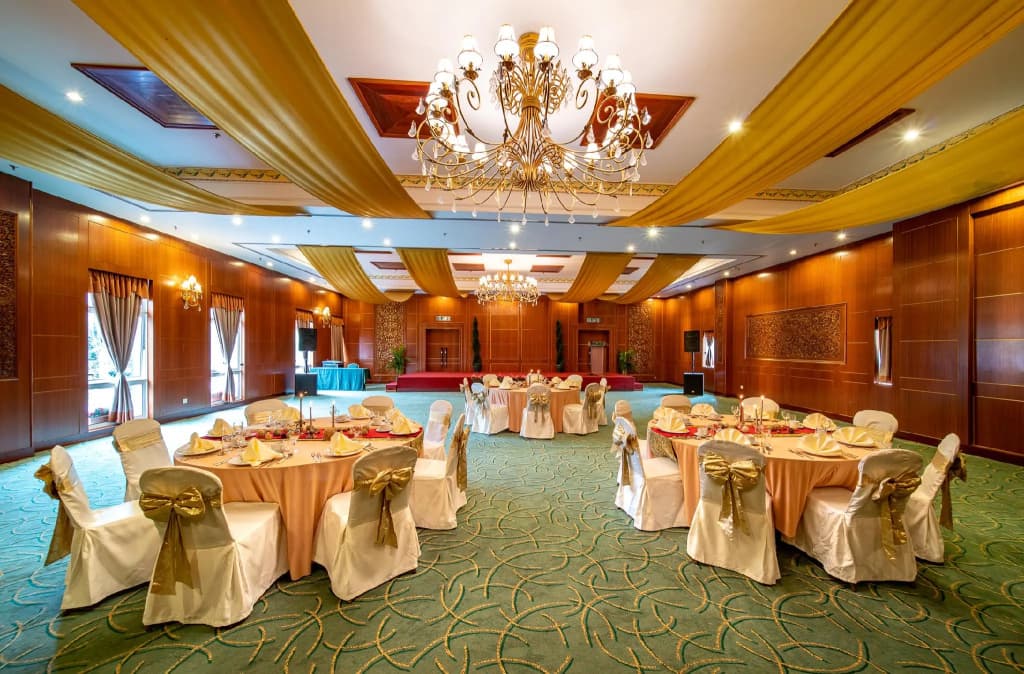 Century Pines Resort - photo 25